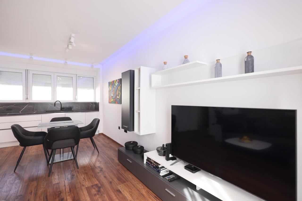 Apartment Larga 扎达尔 外观 照片