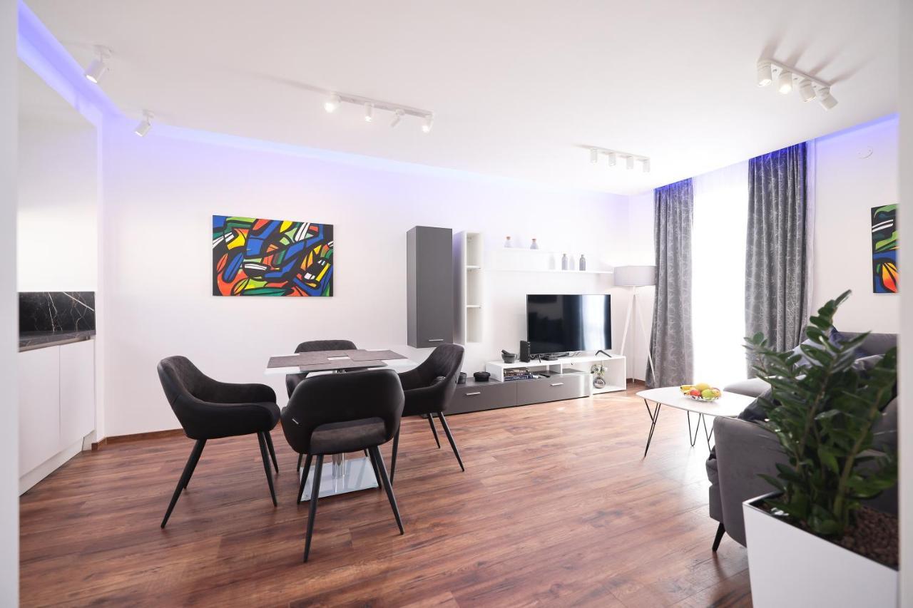 Apartment Larga 扎达尔 外观 照片